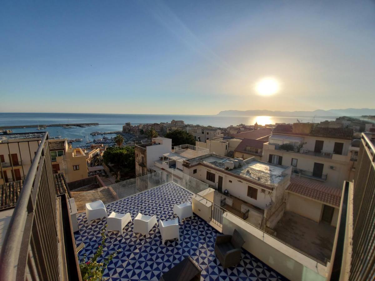 Palazzo Del Golfo Penthouse Apartment Castellammare del Golfo Exterior photo