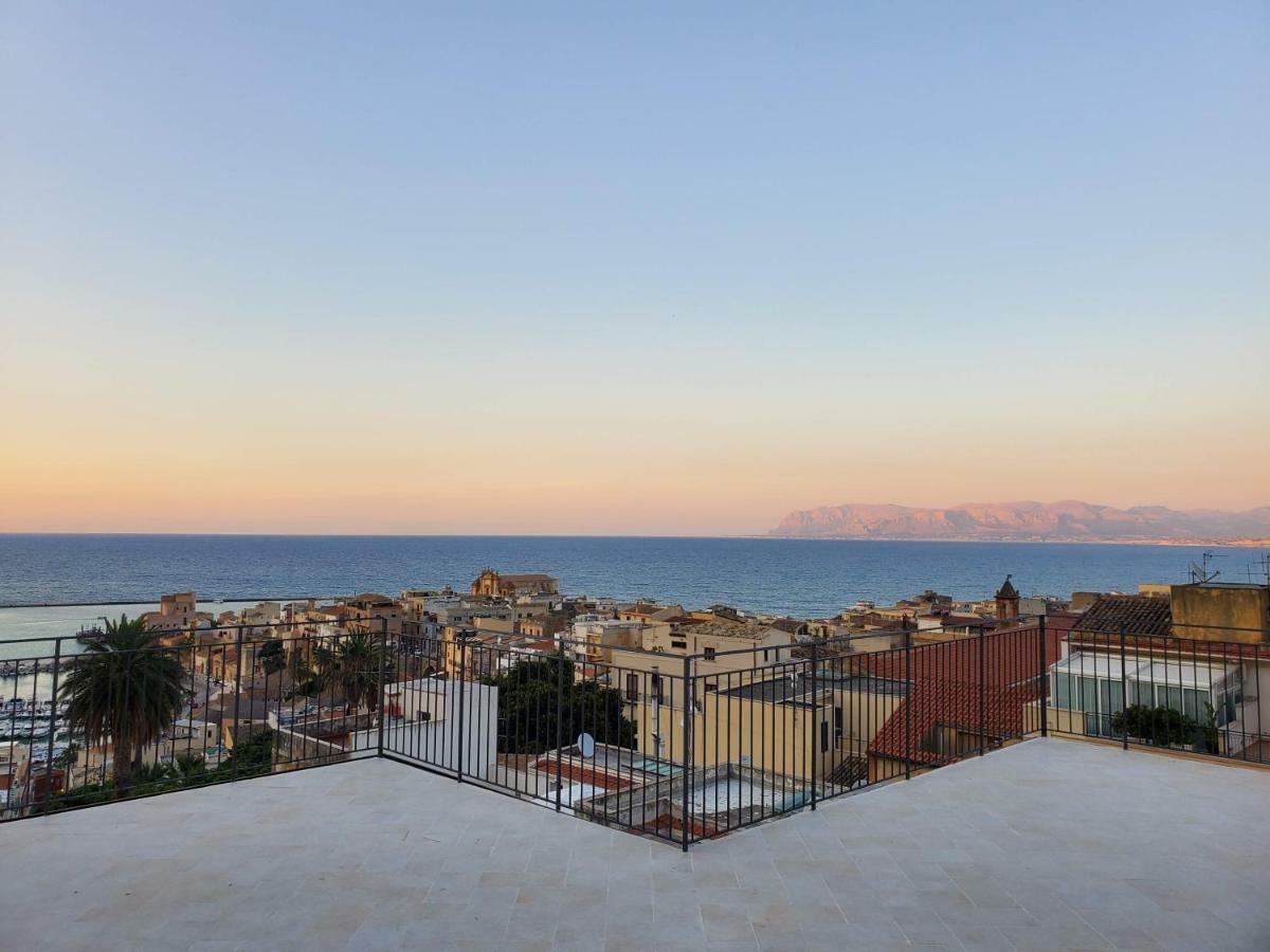 Palazzo Del Golfo Penthouse Apartment Castellammare del Golfo Exterior photo